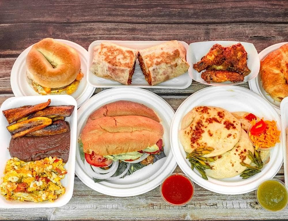 Yanira's Food Truck