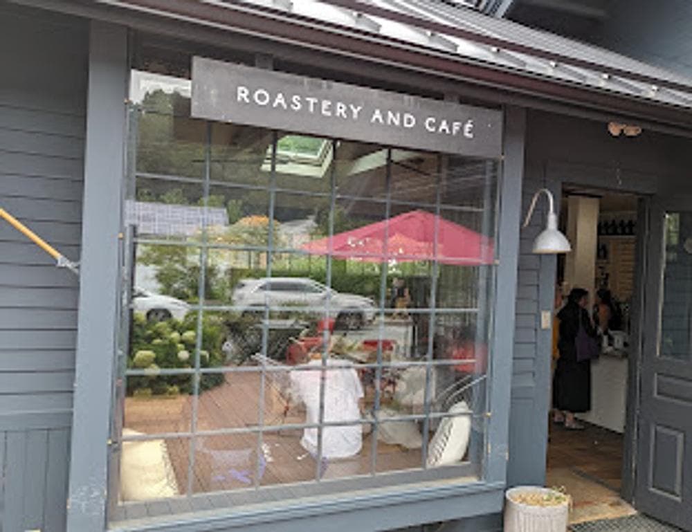 Six Depot Roastery & Cafe