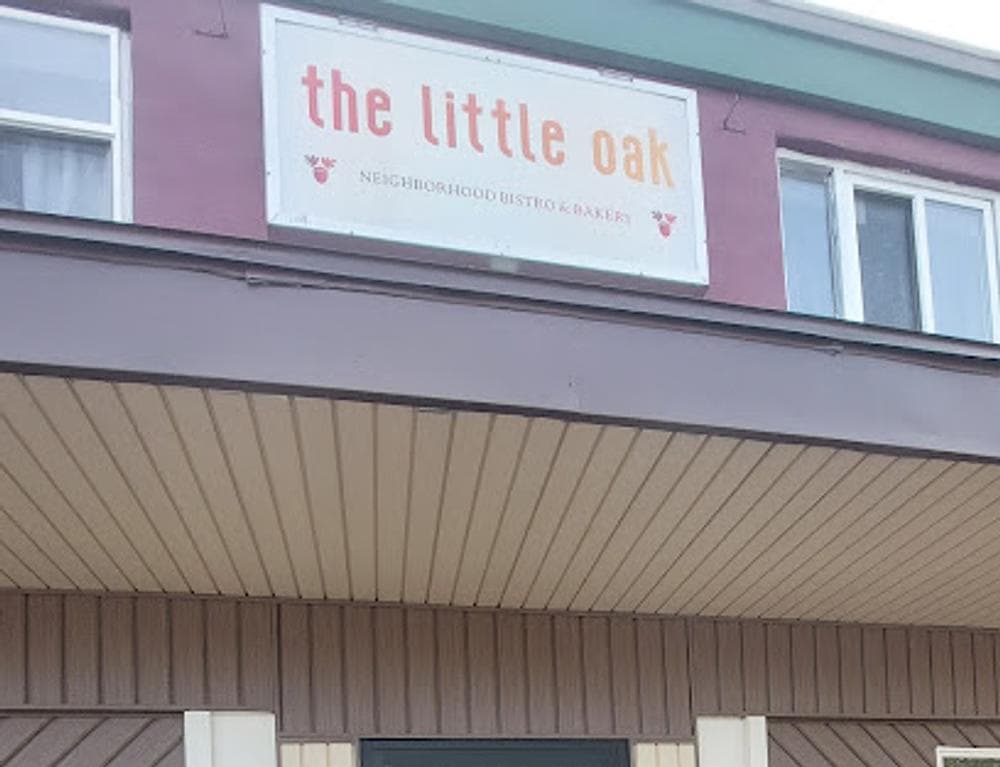 The Little Oak Bistro