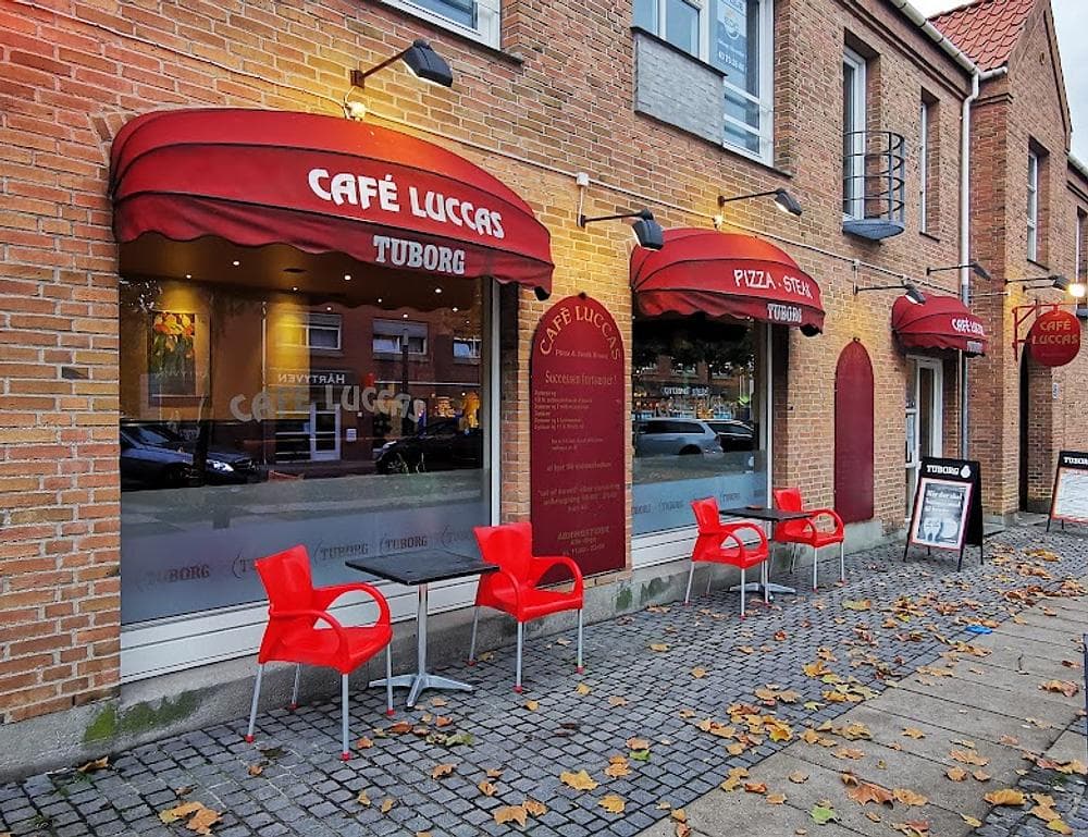 Cafe Luccas