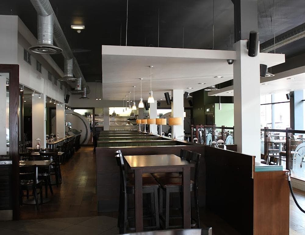 Relish Bar & Grill