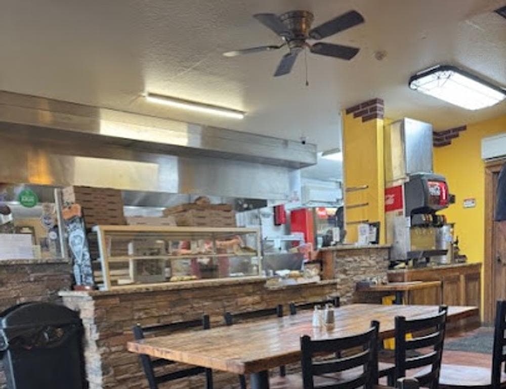 Abruzzo's Pizza