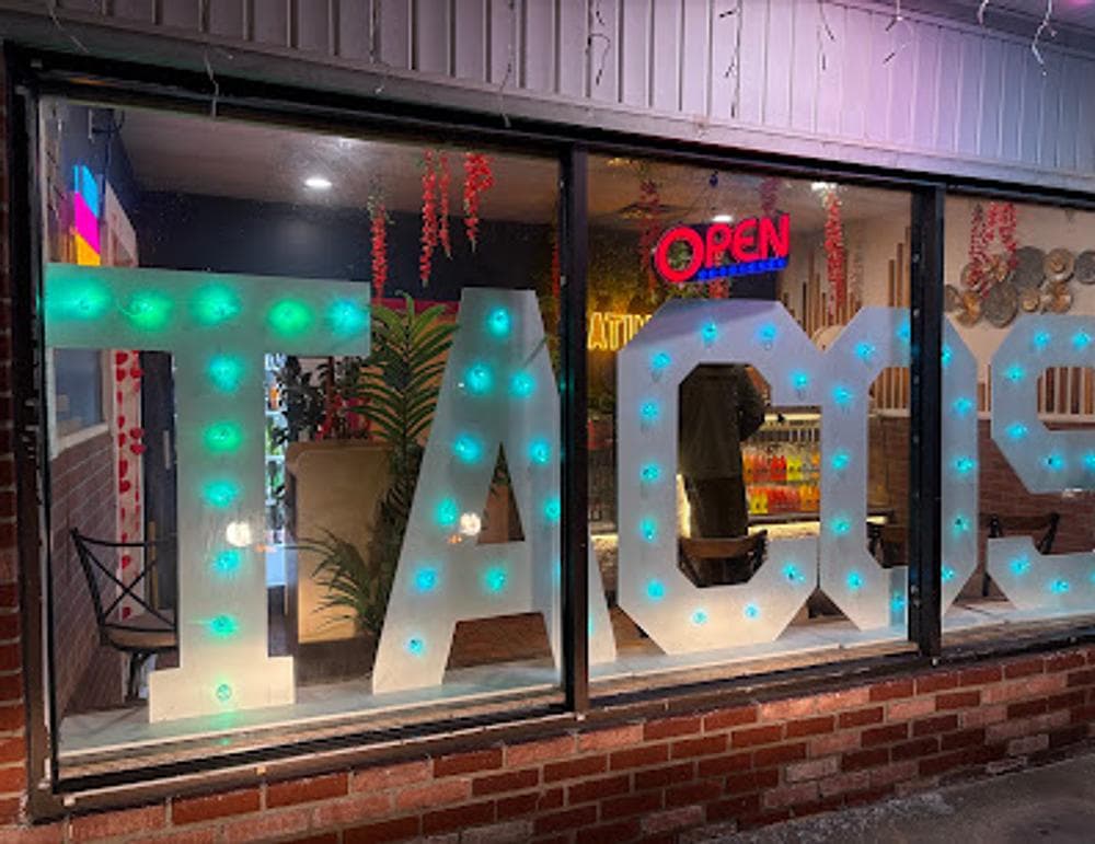 Latinas Mexican Fusion Restaurant