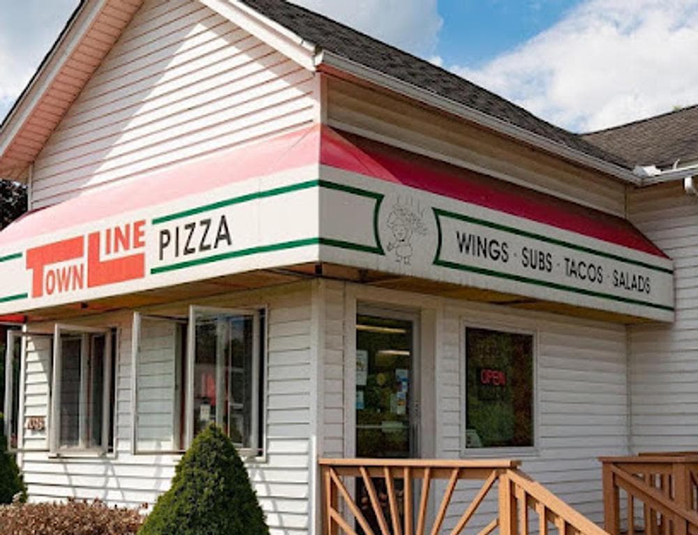 Town Line Pizza - Alden, NY