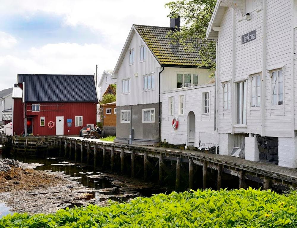 Havkroa Hotel and Lighthouse