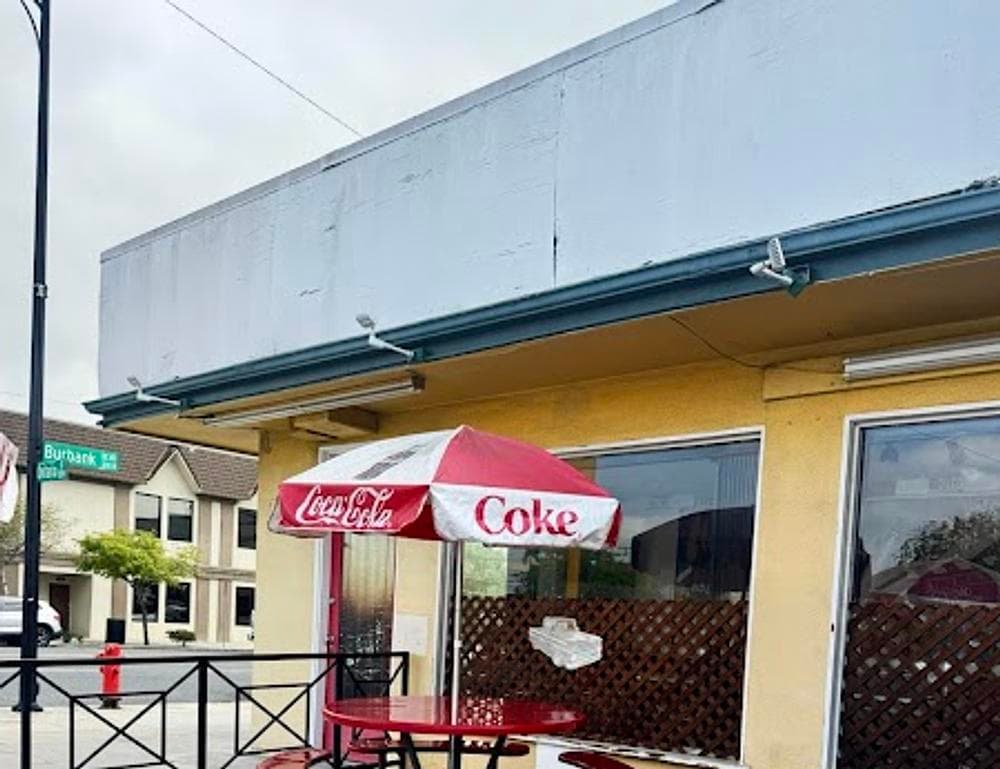 Larry's Chili Dog