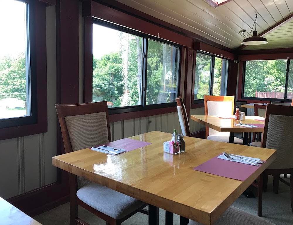 McQ's Pub at Lake Lenape