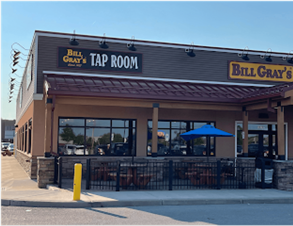 Bill Gray's Greece - Cheeseburgers