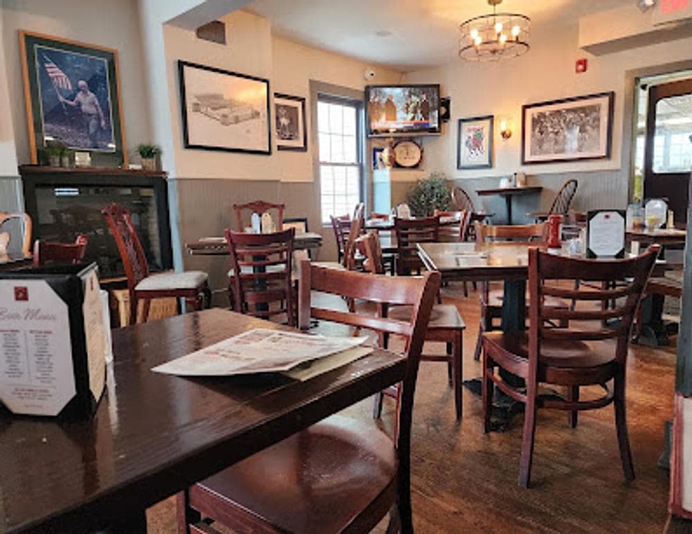 Chelseas Restaurant & Pub