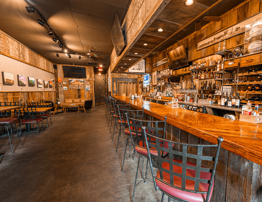 Pepper's Restaurant & Bar