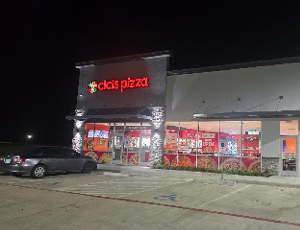 Cicis Pizza