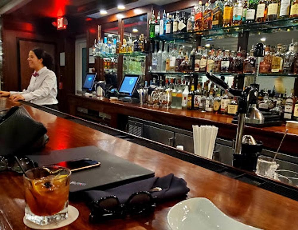 Frankie Rowland's Steakhouse Salem