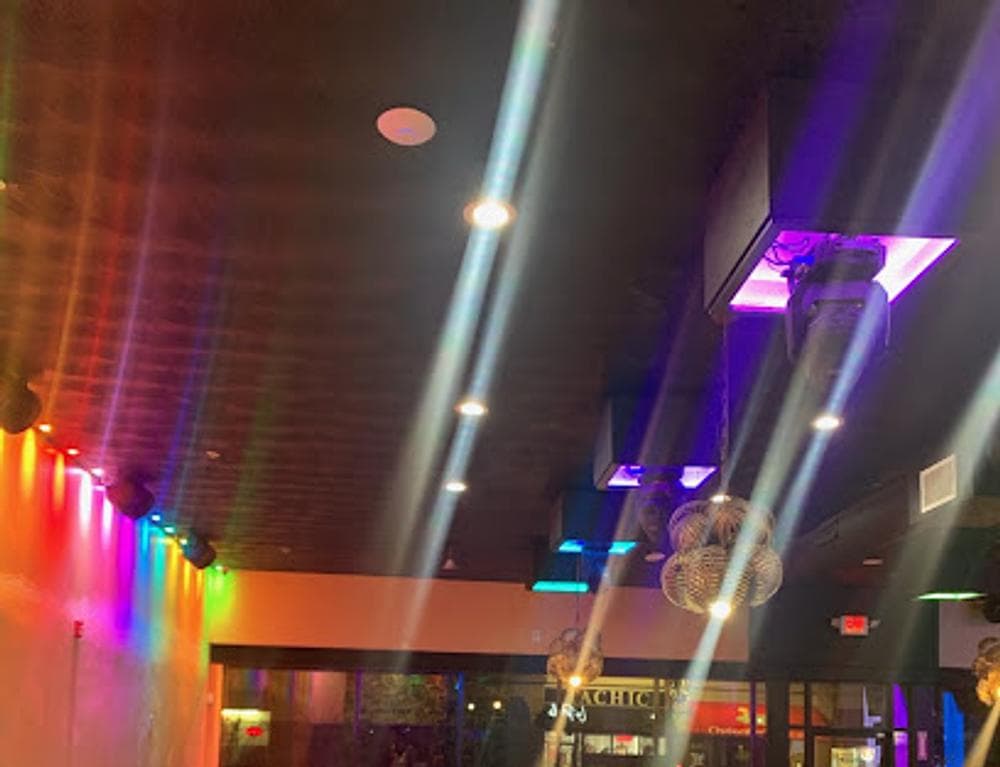 La Perle Restaurant & Lounge