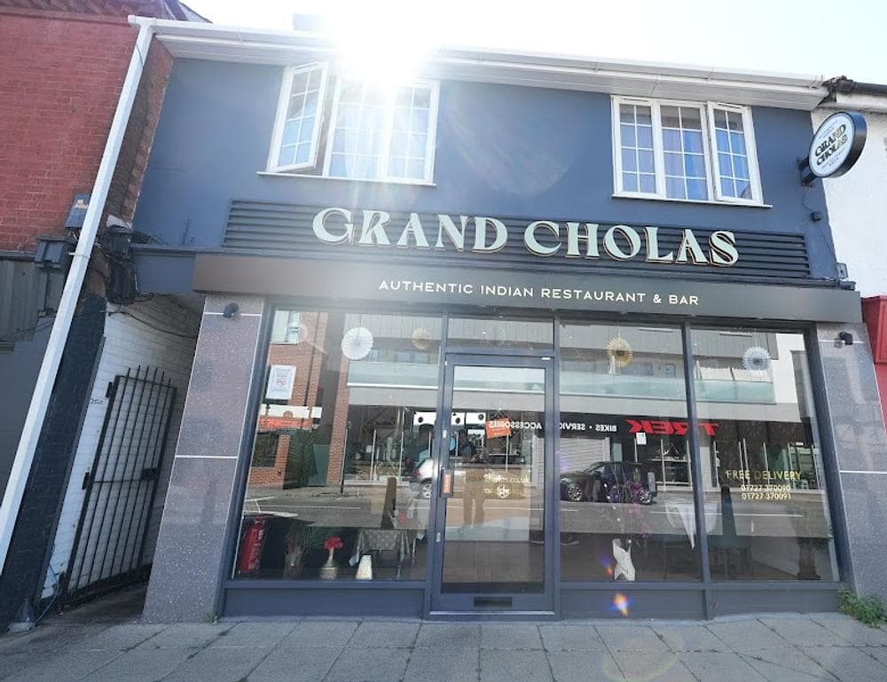 Grand Cholas