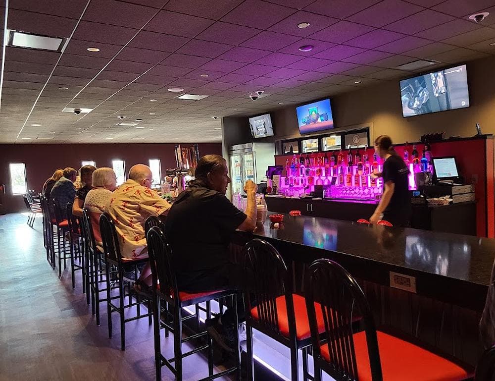 Pressbox Sports Bar & Grill