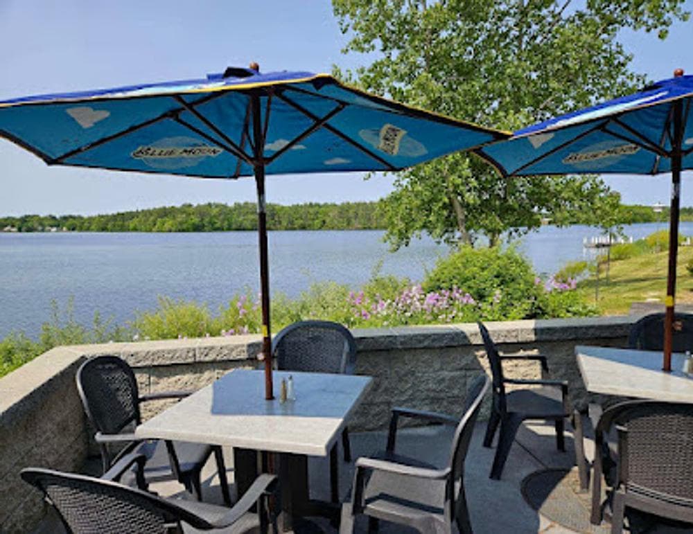 550 Tavern - Bar & Grill Halifax MA