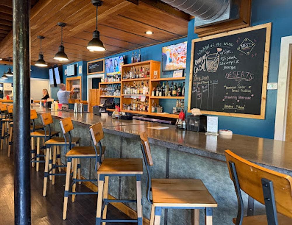 West Hillsborough Pizzeria