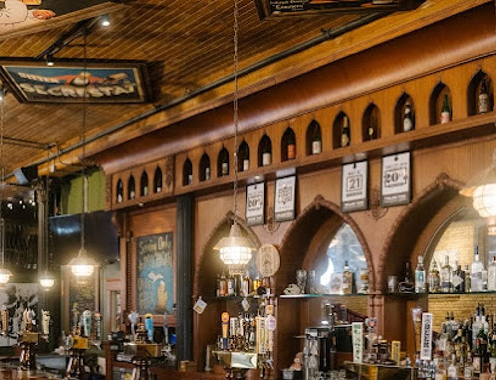 HopCat Grand Rapids Restaurant