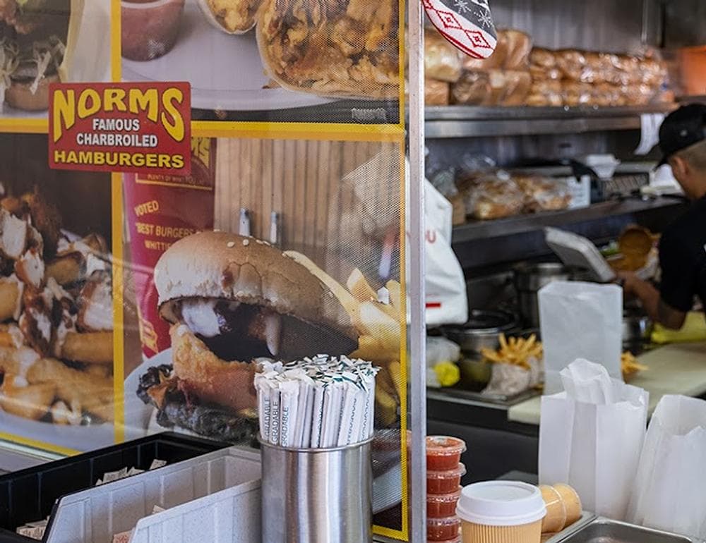 Norm's Famous Burgers