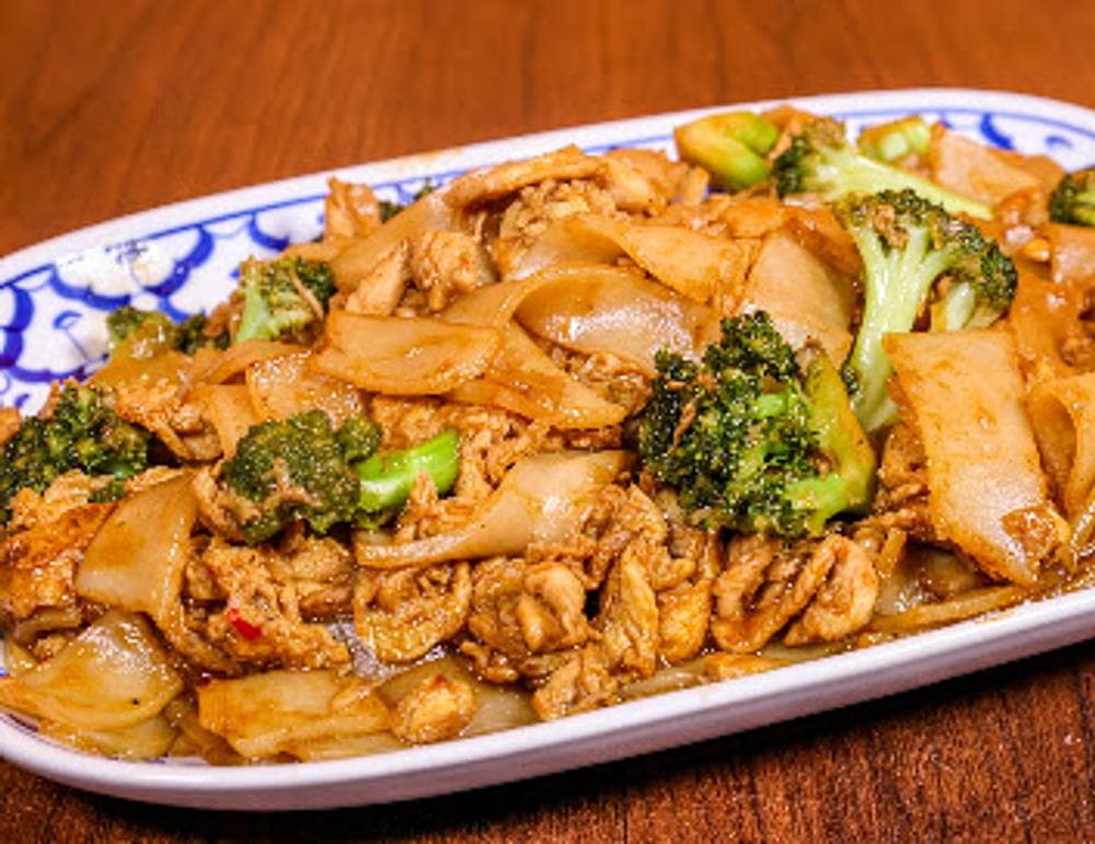 Lorenie's Thai Food