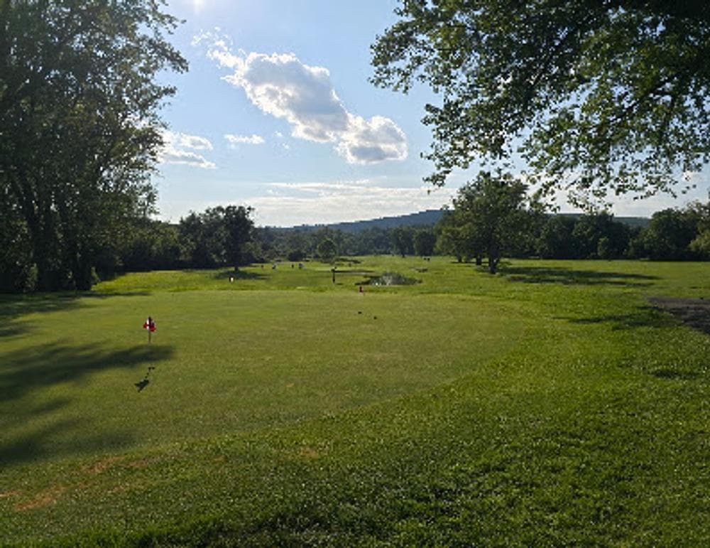 Canaan Country Club & The Belted Cow