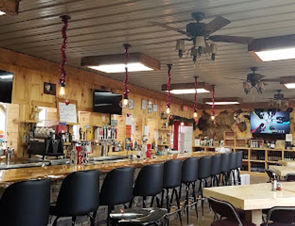 Buddy Boy Winery & Restaurant