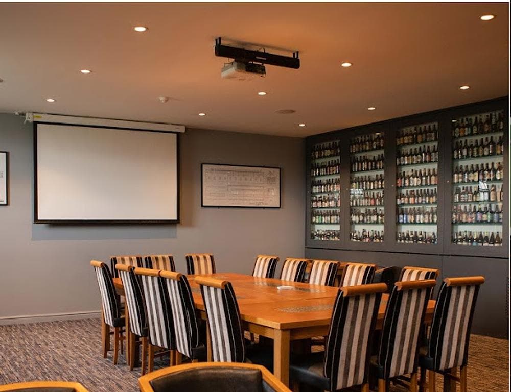 Harper’s Steakhouse & Bar at the Weighbridge