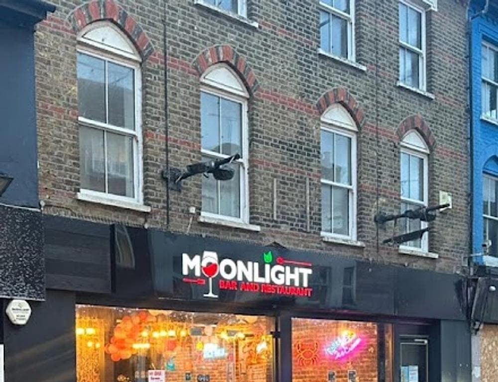 Moonlight Bar and Restaurant