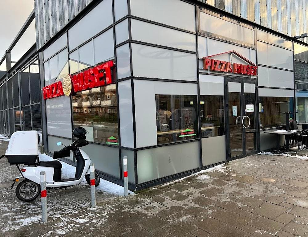 Pizza Huset 2670