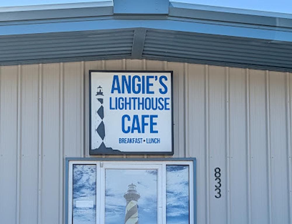 Angie's Lighthouse Café
