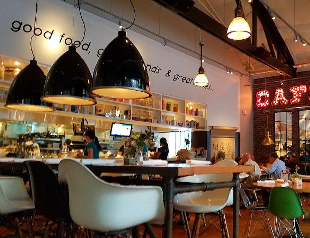 Cafeteria 15L