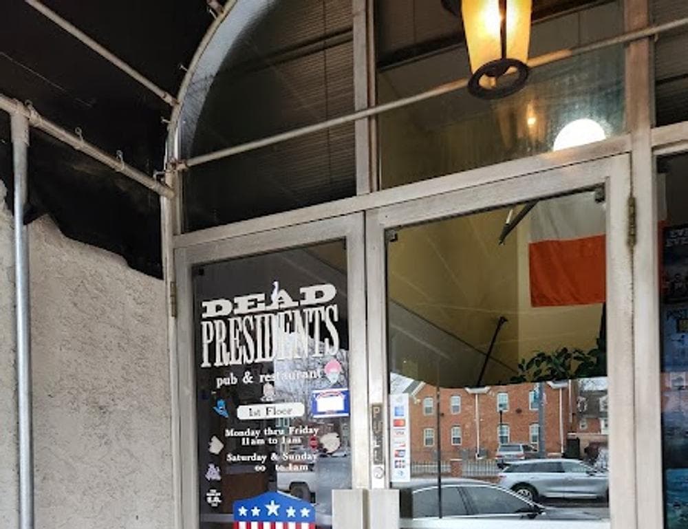 Dead Presidents Pub & Restaurant