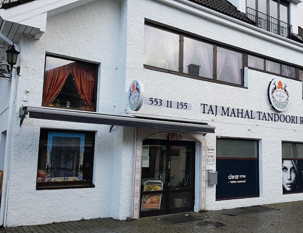 Taj Mahal Tandoori Restaurant