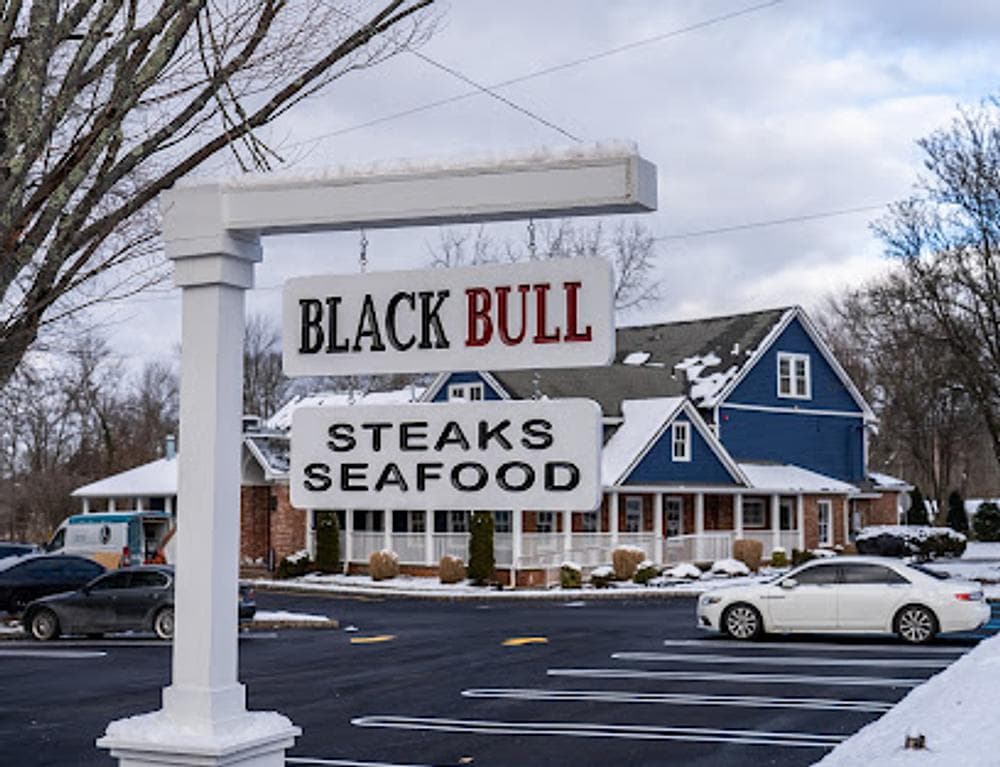 Black Bull Steakhouse & Seafood