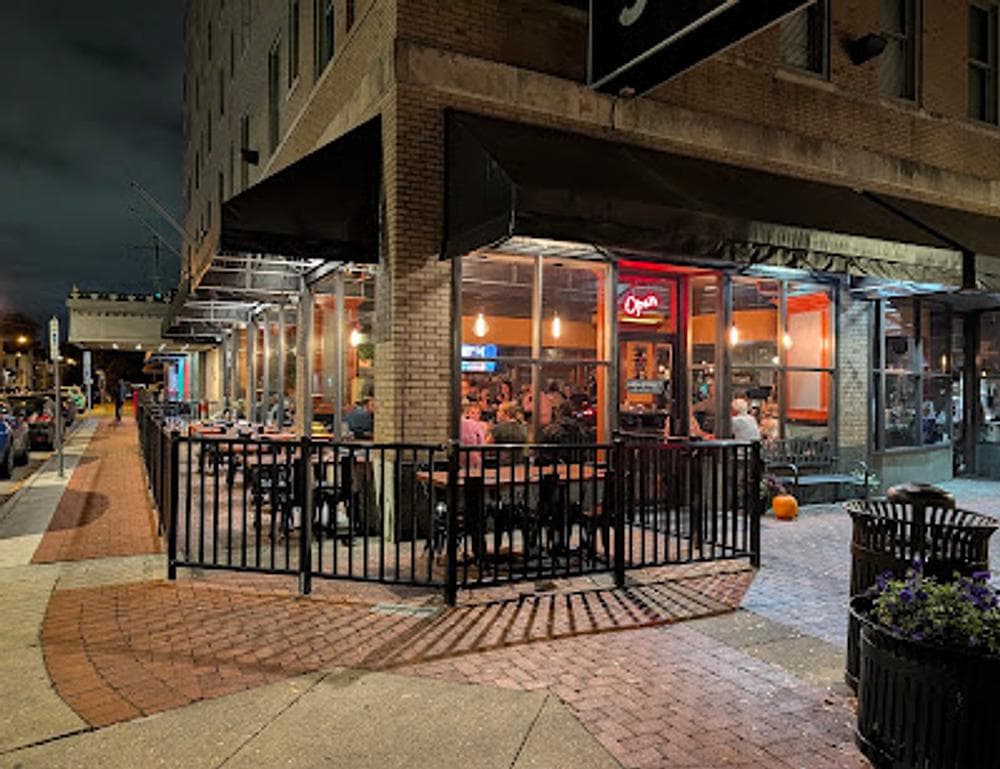 High Street Pizza & Pour House