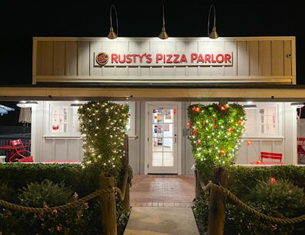 Rusty's Pizza Parlor