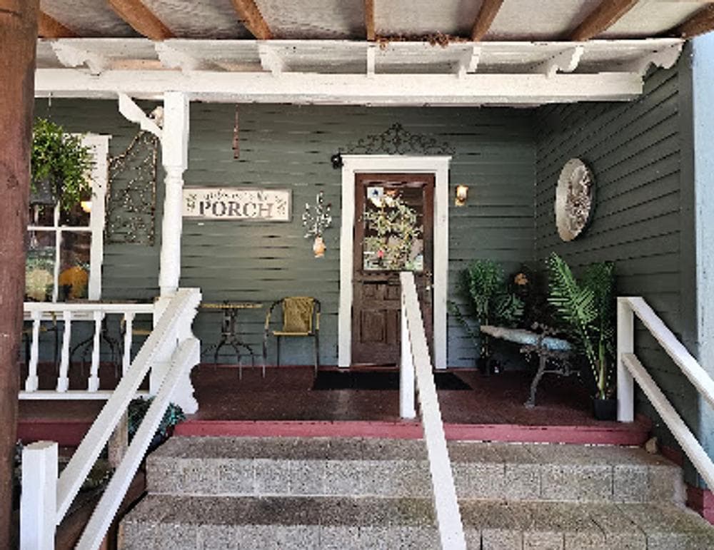 Stax's Drake House Restaurant