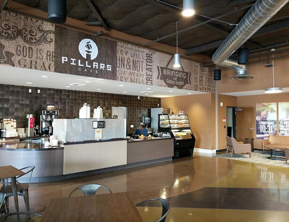 Pillars Café