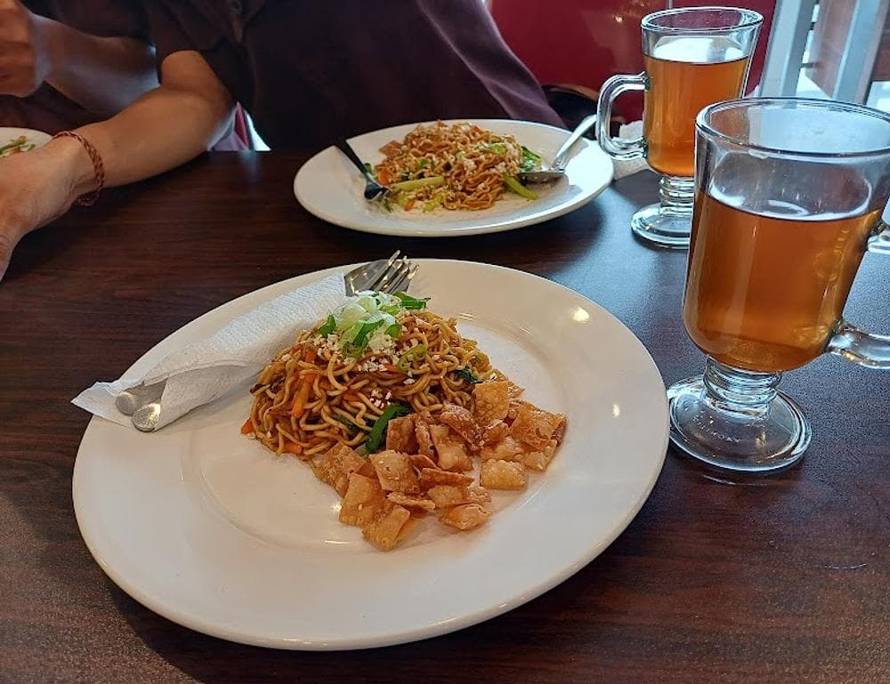 Ska-WB Resto & Bar