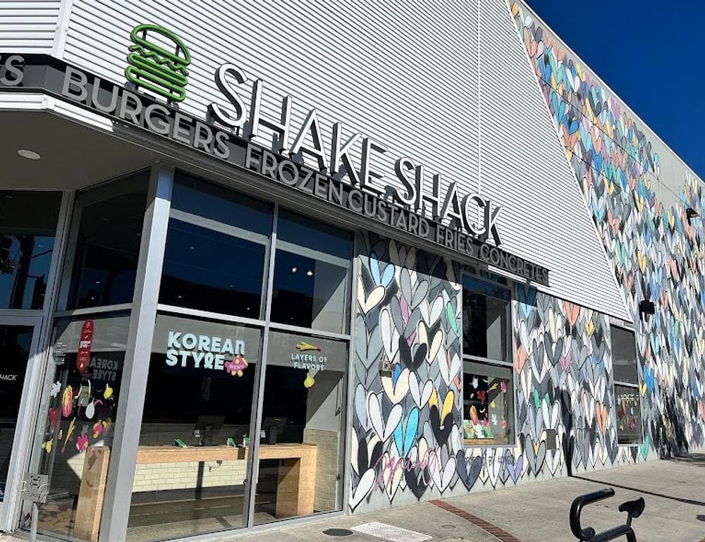 Shake Shack Burbank