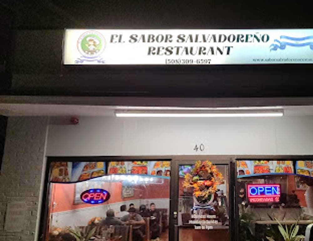 El Sabor Salvadoreño Restaurant