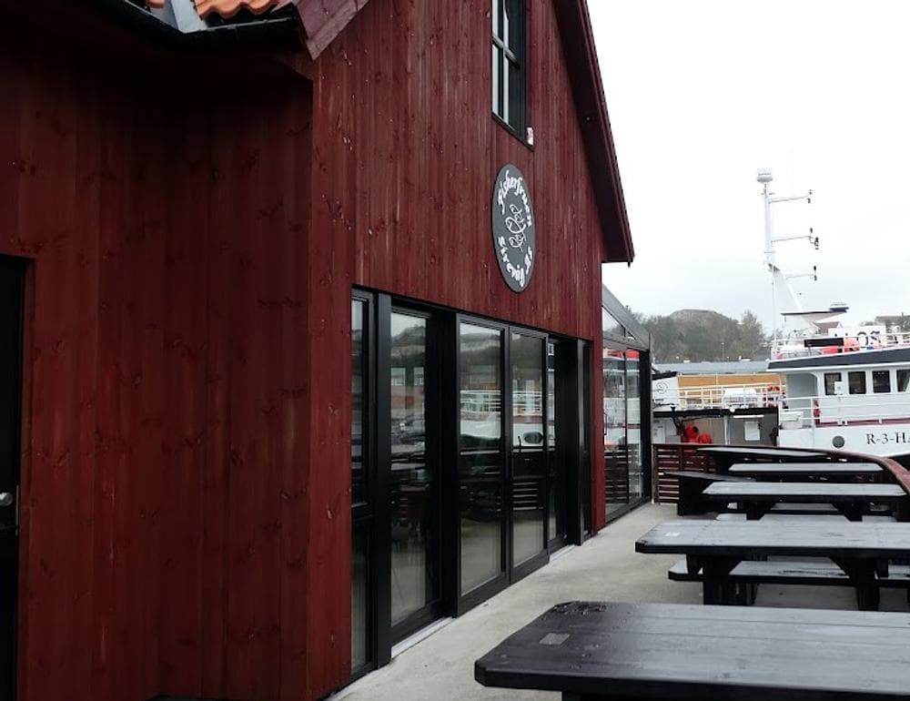 Fiskerfruen Sirevåg AS