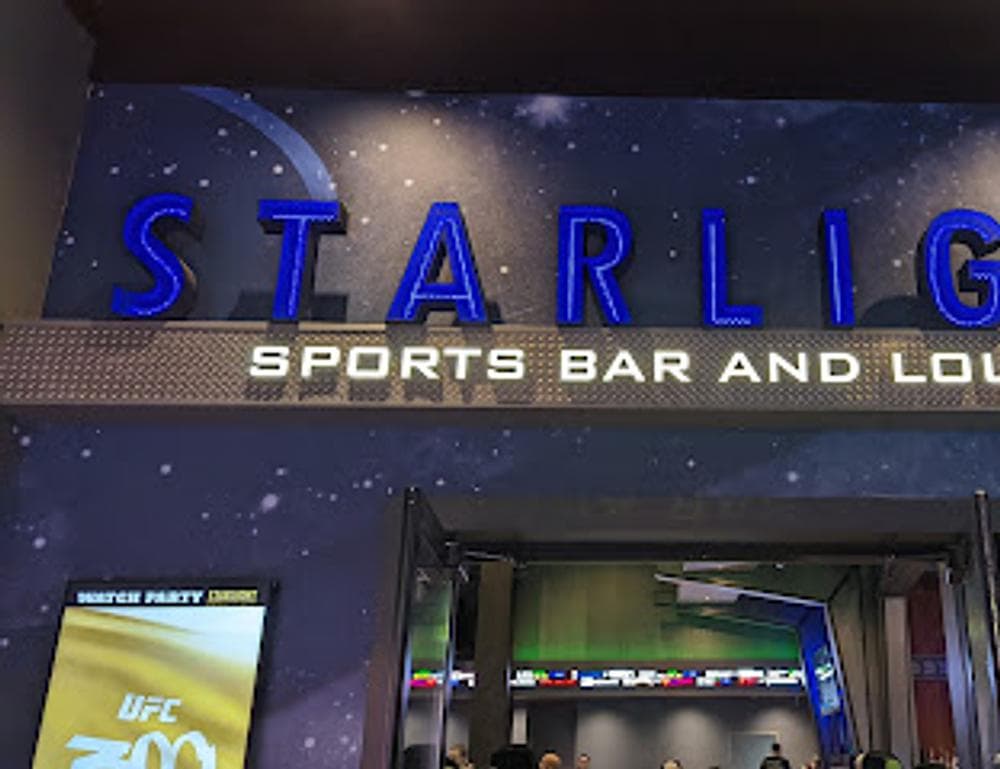 Starlight Sports Bar and Lounge