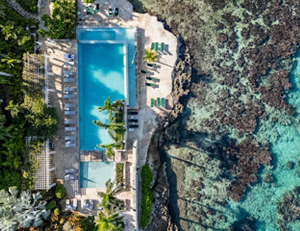 Round Hill Hotel & Villas