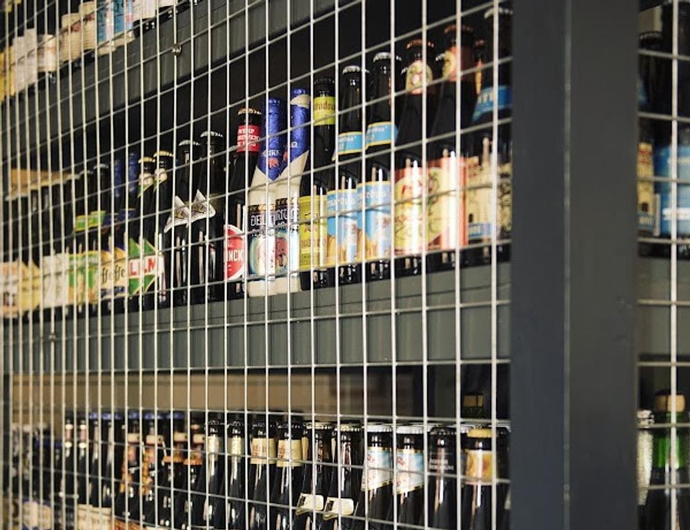 Huis Belgian Bar & Kitchen