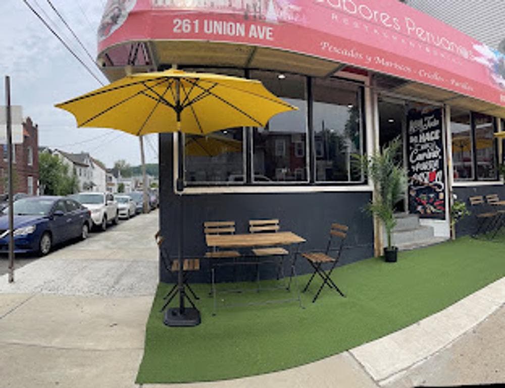 Sabores Peruanos Restaurant