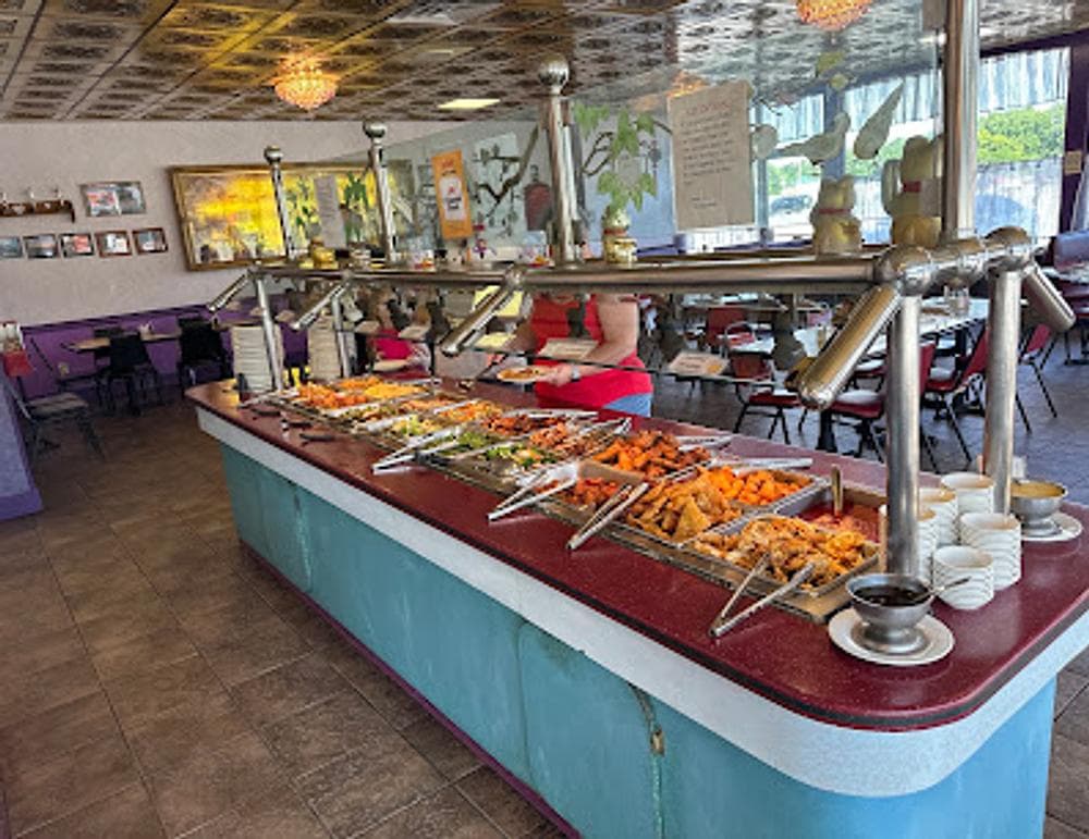 Hong Kong Chinese Restaurant & Sushi Bar