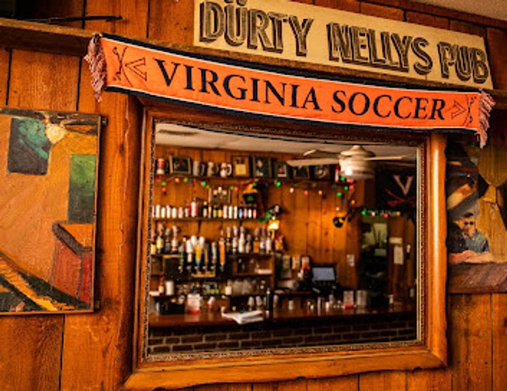 Dürty Nelly's Pub - Deli