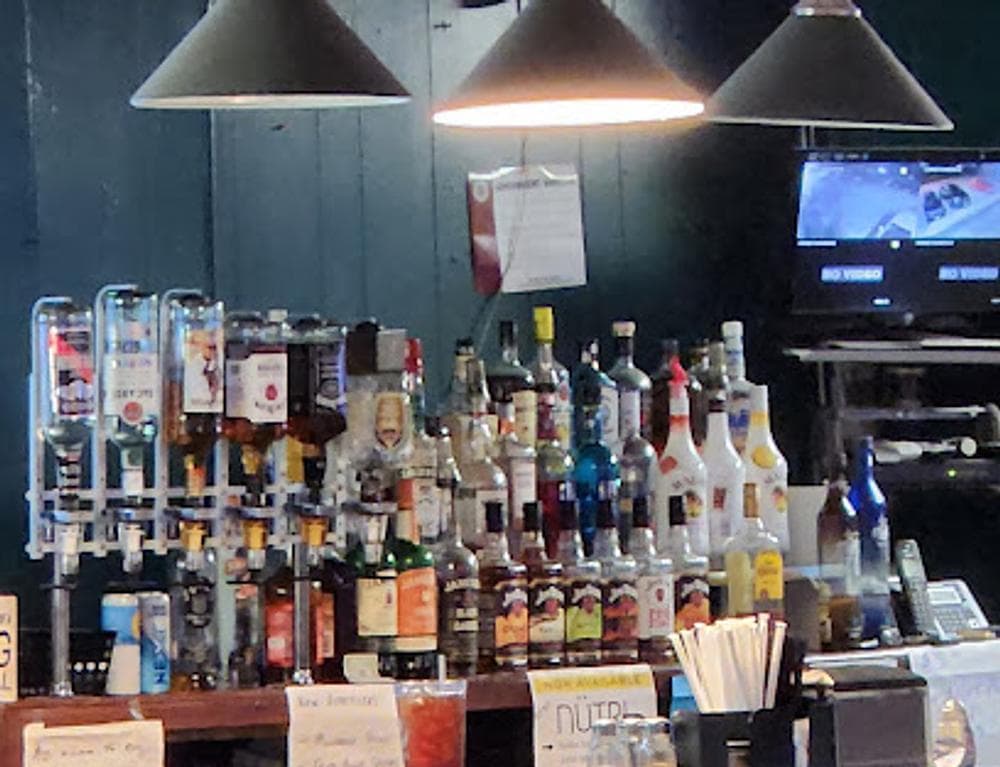 Biggens Bar and Billiards