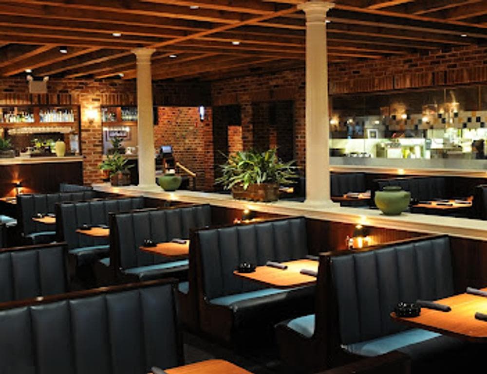 Austin's Restaurant & Bar